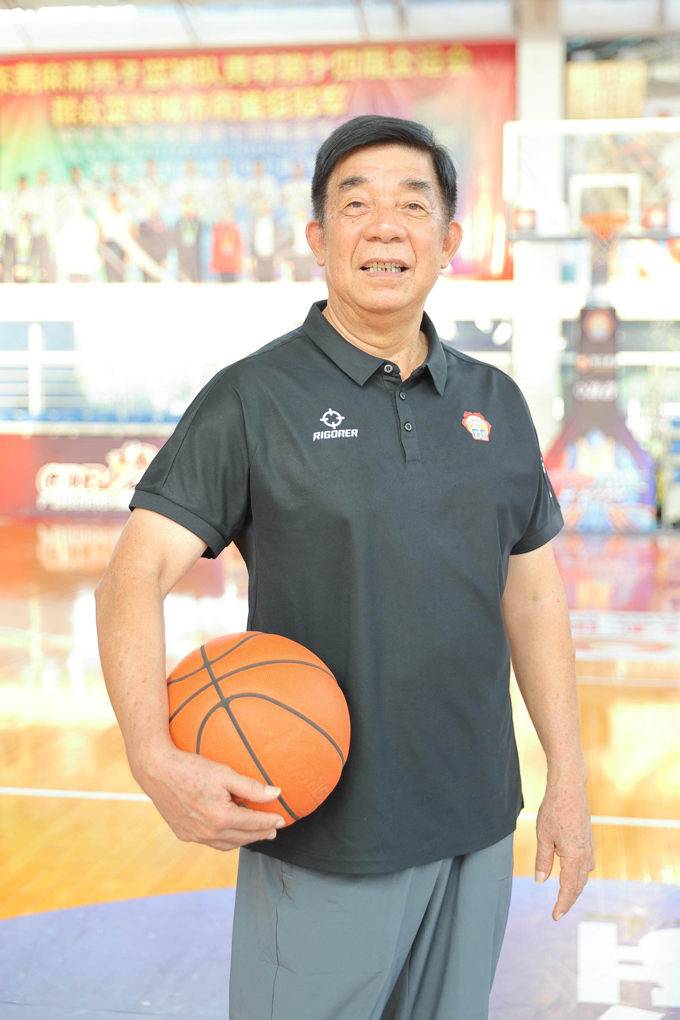 stron, 长方伟民介