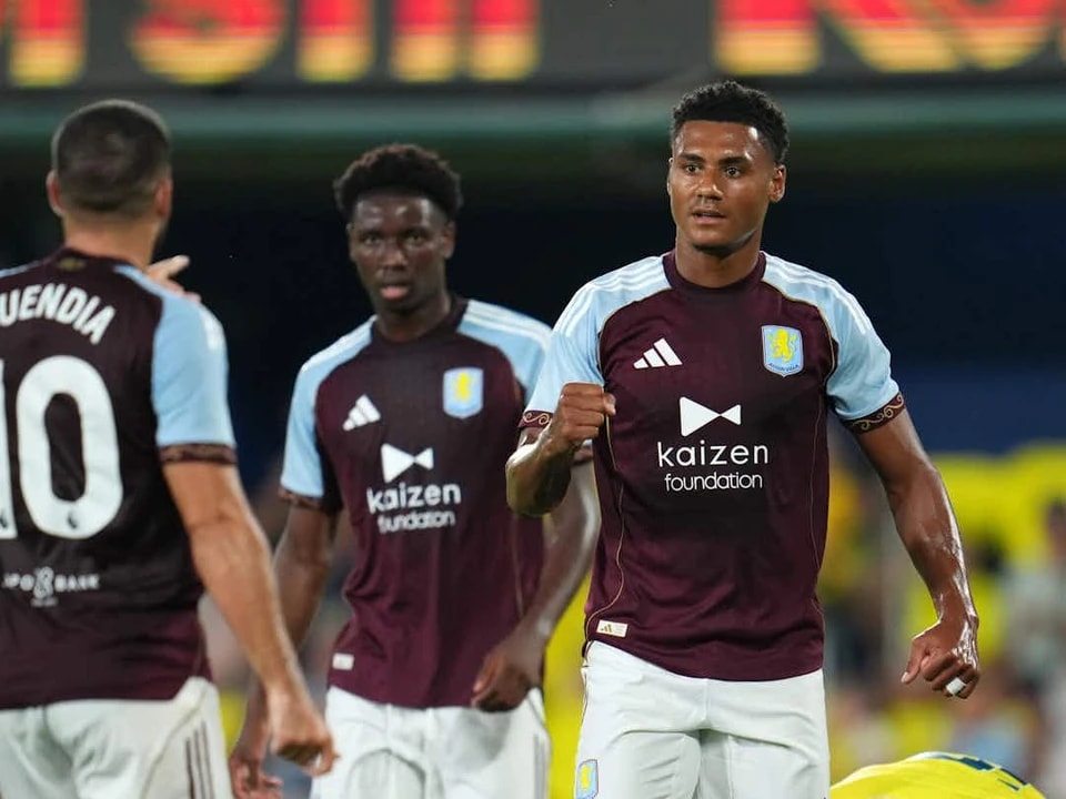 他是背后的, 但这仍然感