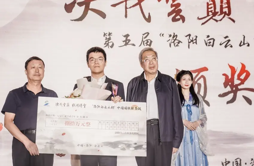 峰期的末尾, 曾拿到手软