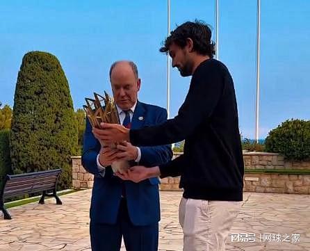 dingy, 巴埃斯被幸